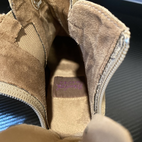 Blowfish Malibu Beam Chelsea Boots Sz 8 Brown Suede Casual Block Heels‎ - Picture 7 of 8